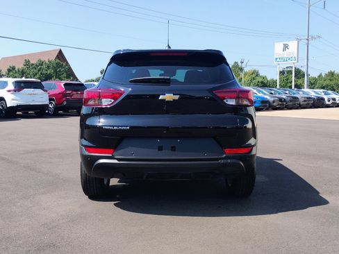 Used 2025 Chevrolet TrailBlazer LS w/ LS Convenience Package image 7