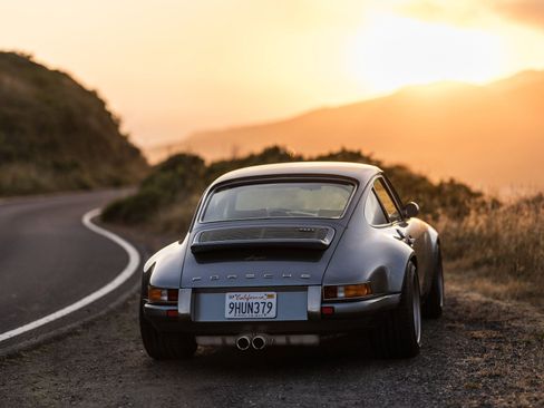 Used 1989 Porsche 911 Carrera 4 image 21