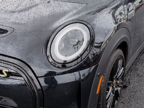 Used 2024 MINI Cooper SE image 6