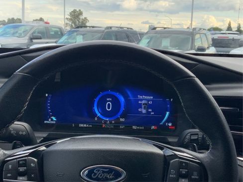Used 2023 Ford Explorer ST w/ Equipment Group 401A AWD/4WD image 17