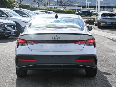 Certified 2026 Hyundai Elantra Sport FWD image 6