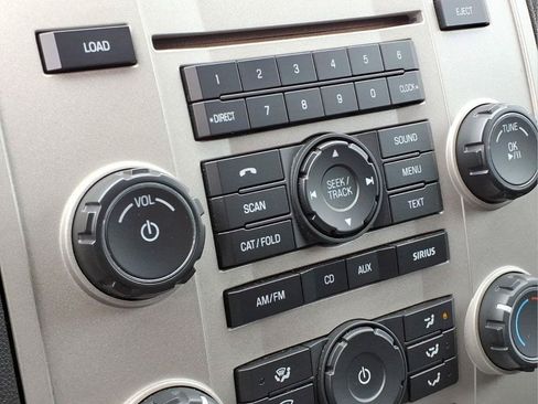 Used 2012 Ford Escape XLT AWD/4WD image 12