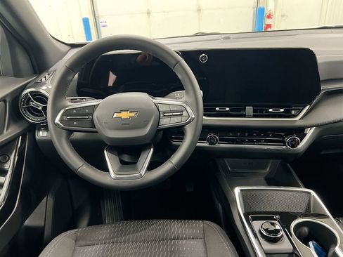 New 2026 Chevrolet Equinox LT w/ Safety and Technology Package image 11