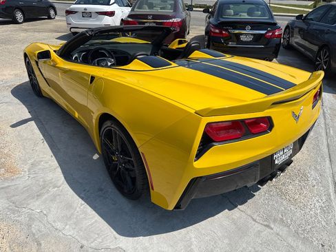 Used 2014 Chevrolet Corvette Stingray Convertible w/ 2LT Preferred Equipment Group image 19