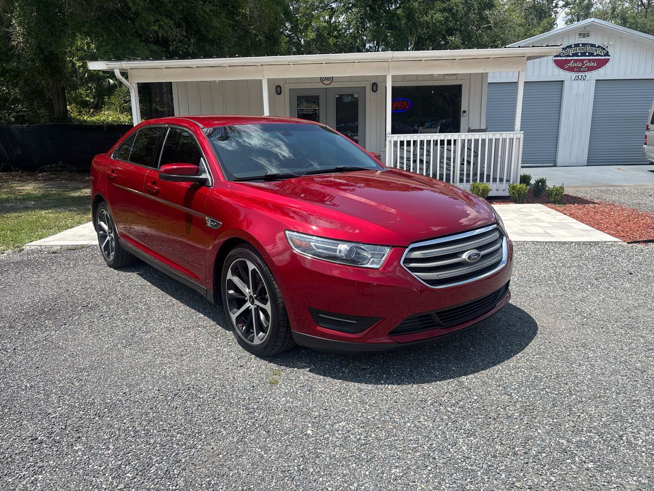 Used 2015 Ford Taurus SEL w/ Equipment Group 201A FWD image 1