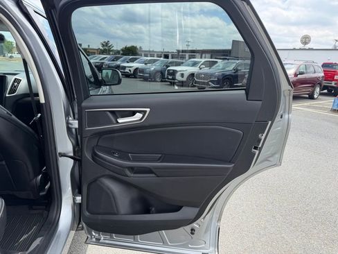 Used 2023 Ford Edge SEL AWD/4WD image 33