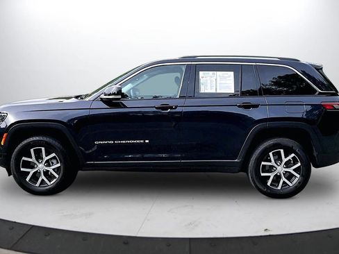 Certified 2023 Jeep Grand Cherokee Limited AWD/4WD image 6