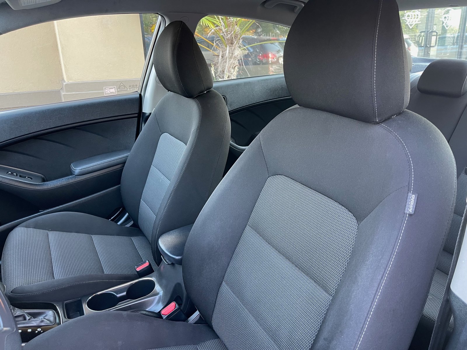 Used 2017 Kia Forte LX FWD image 12