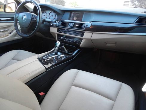 Used 2011 BMW 535i xDrive Sedan AWD/4WD image 35