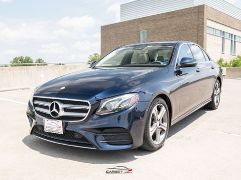 Used 2017 Mercedes-Benz E 300 4MATIC image 3