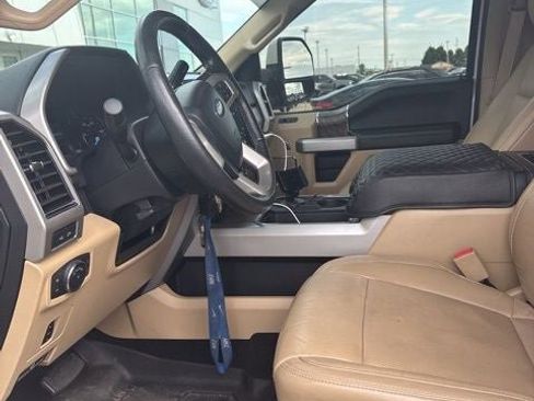 Used 2019 Ford F250 Lariat w/ Lariat Value Package AWD/4WD image 34