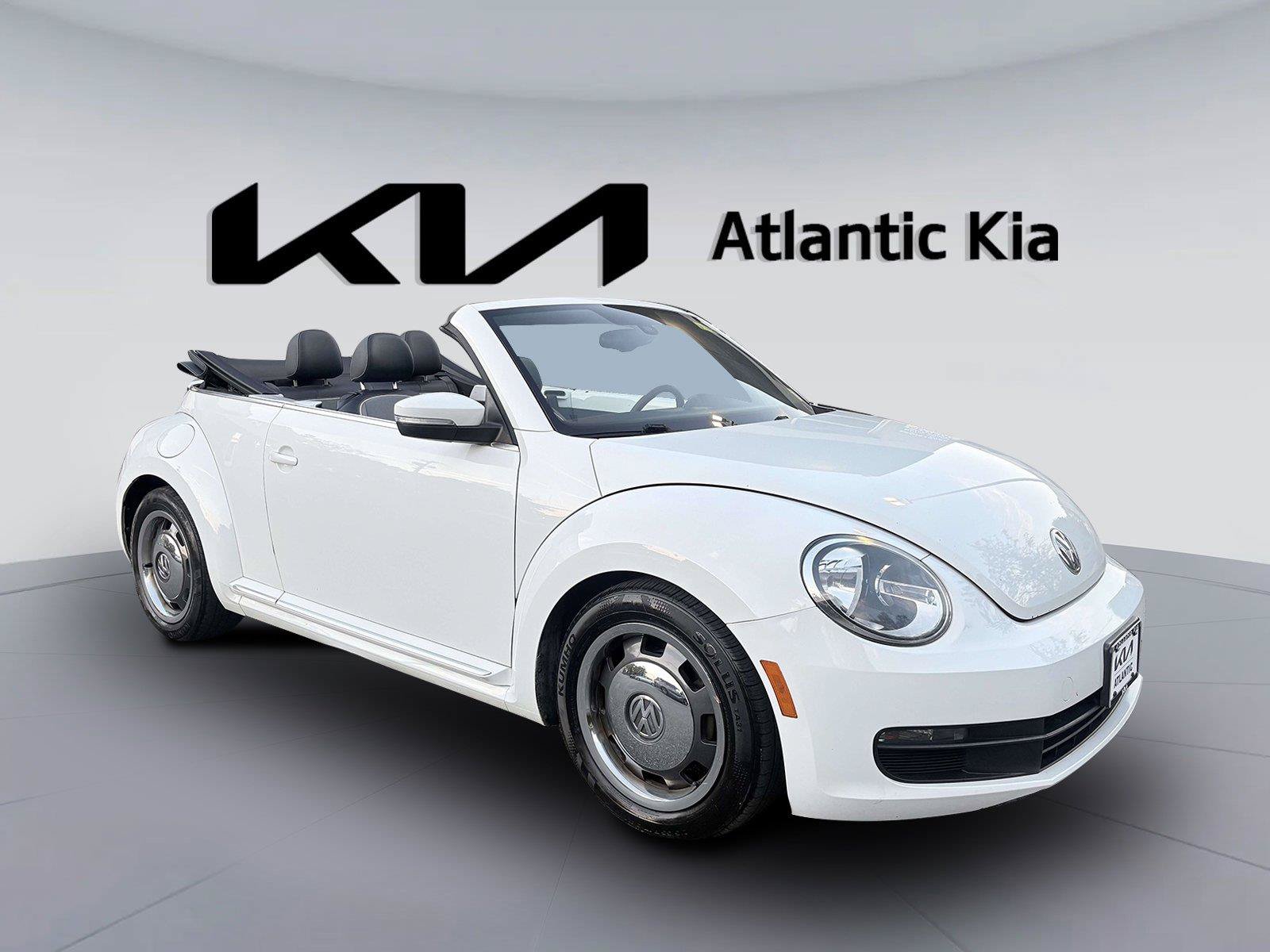 Used 2016 Volkswagen Beetle 1.8T Denim FWD image 4