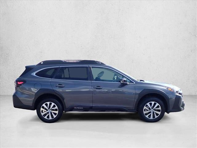 Used 2025 Subaru Outback Premium AWD/4WD image 5