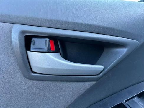 Used 2010 Toyota Prius Five image 28