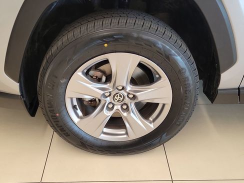 Certified 2024 Toyota RAV4 XLE w/ Convenience Package image 4