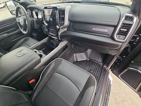 Used 2025 RAM 2500 Laramie image 31