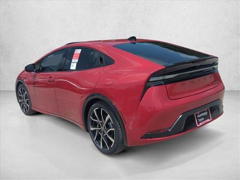 New 2026 Toyota Prius Plug-In Hybrid FWD image 7