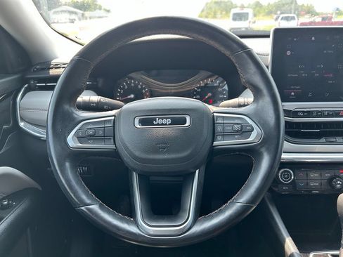 Used 2022 Jeep Compass Limited AWD/4WD image 14