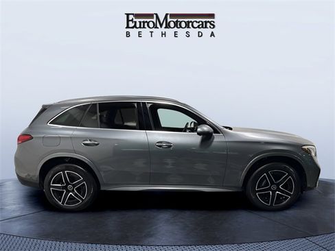Used 2023 Mercedes-Benz GLC 300 4MATIC image 6