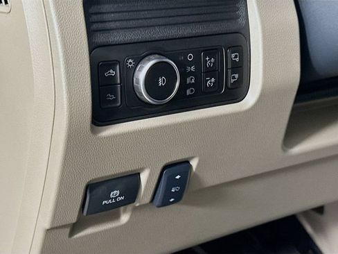 New 2026 Ford F450 Platinum w/ Platinum Plus Package AWD/4WD image 10