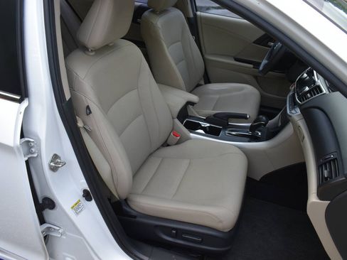 Used 2013 Honda Accord EX-L image 19