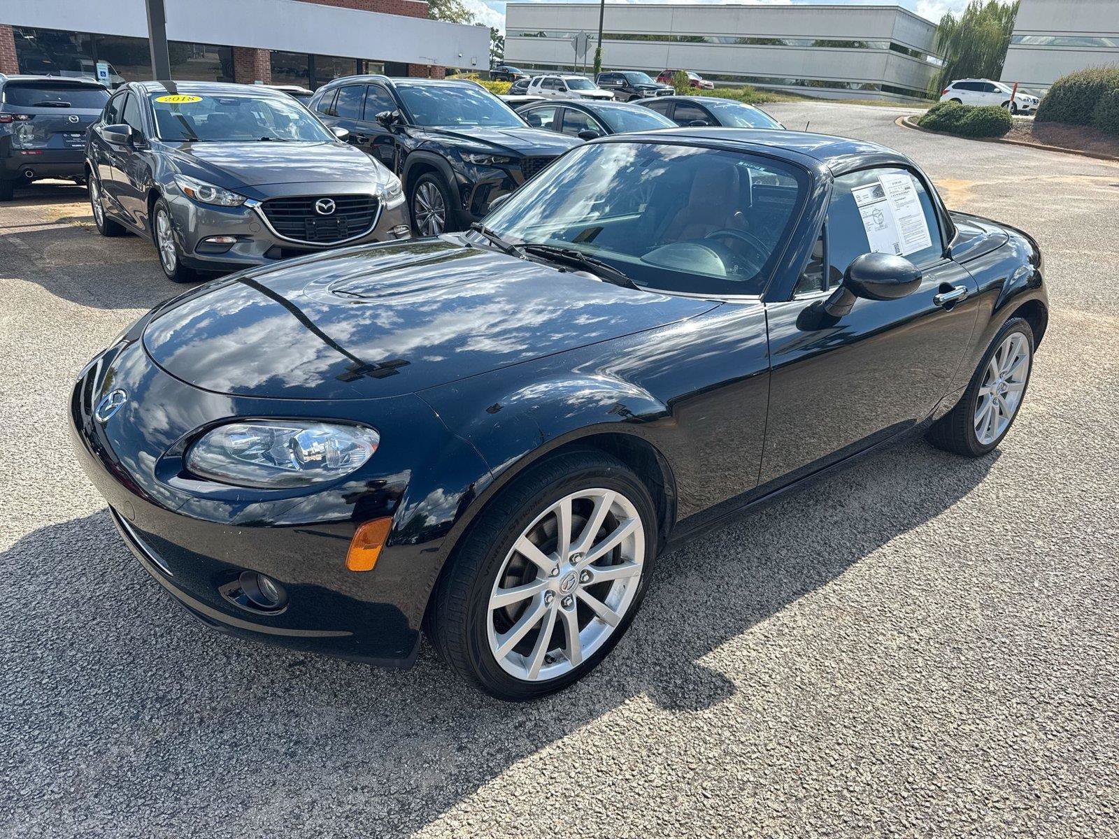 Used 2008 MAZDA MX-5 Miata Grand Touring w/ Premium Pkg RWD image 20