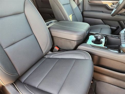 New 2026 GMC Yukon XL Elevation w/ LPO, Floor Liner Package image 12