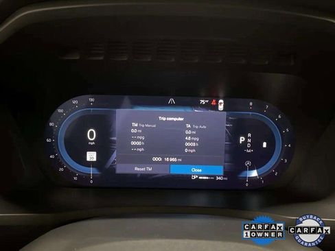 Used 2025 Volvo XC90 B6 Plus image 10