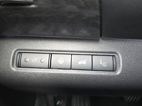 New 2026 Nissan Pathfinder Platinum image 10