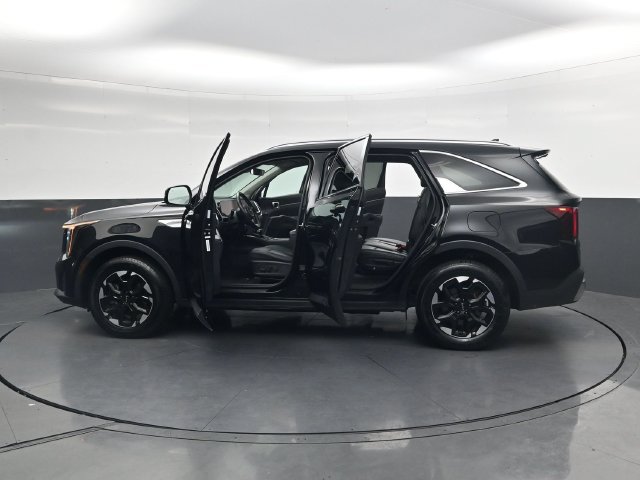Used 2024 Kia Sorento S AWD/4WD image 42