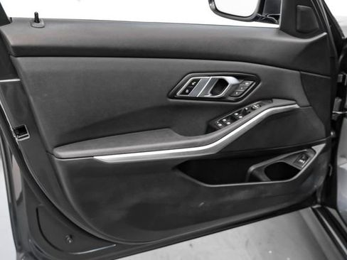 Used 2021 BMW 330i Sedan w/ Driving Assistance Package RWD image 38