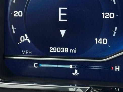 Used 2023 Chevrolet Silverado 1500 LT image 27