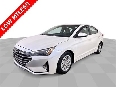 Used 2019 Hyundai Elantra SE