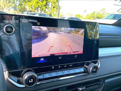 Used 2023 Chevrolet Colorado LT w/ LT Convenience Package image 20