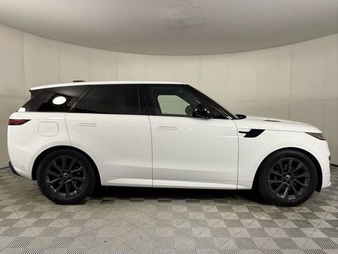 Used 2024 Land Rover Range Rover Sport Dynamic SE image 8