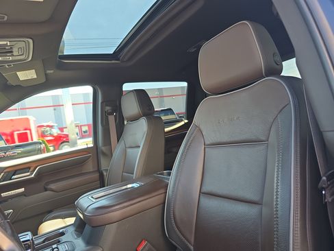 Used 2022 GMC Sierra 1500 Denali image 12