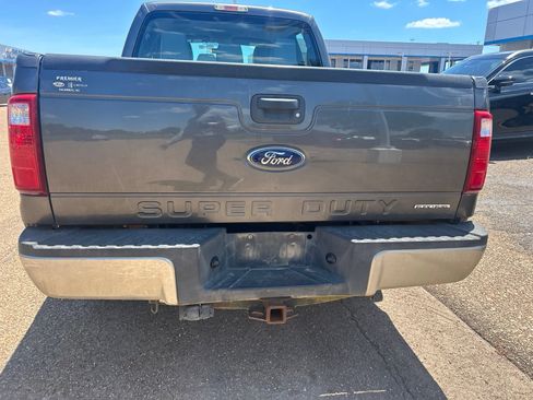 Used 2016 Ford F250 XL w/ XL Appearance Package AWD/4WD image 17