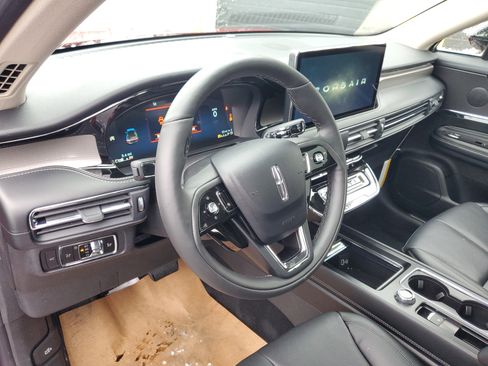 New 2026 Lincoln Corsair Reserve w/ Jet Appearance Package image 13