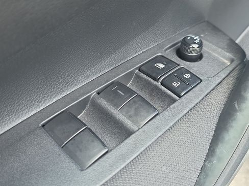 Used 2024 Toyota Corolla LE FWD image 22