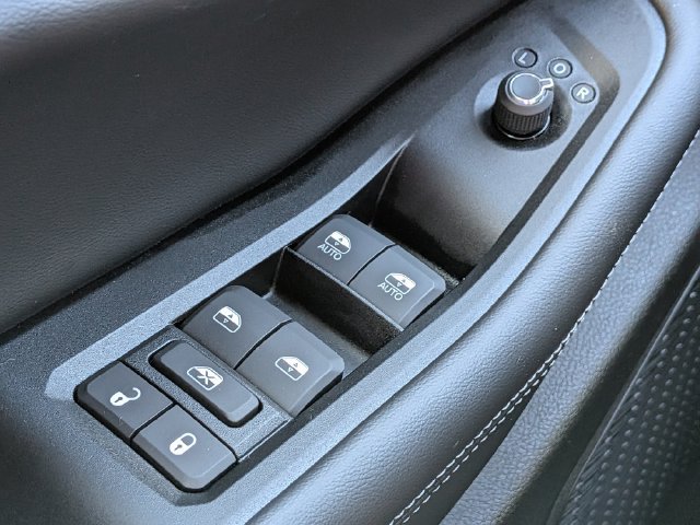 New 2026 Jeep Grand Cherokee Altitude AWD/4WD image 25