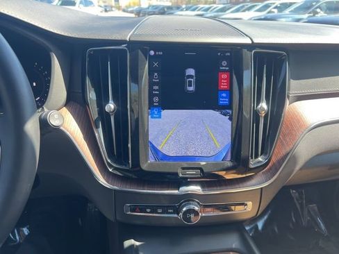 Certified 2023 Volvo XC60 B5 Ultimate w/ Protection Package AWD/4WD image 35