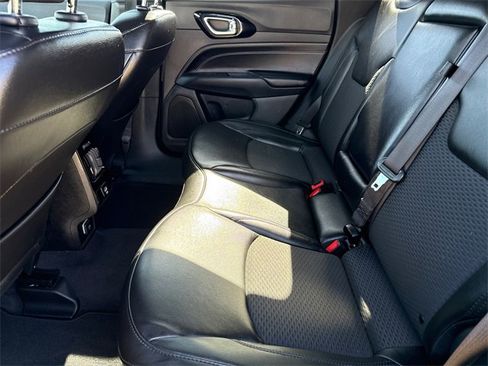 Used 2022 Jeep Compass Altitude image 17