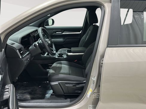 Used 2025 GMC Terrain Elevation image 18