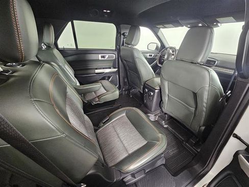 Used 2022 Ford Explorer Timberline image 19