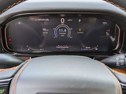 Used 2024 Jeep Grand Wagoneer Series III image 17