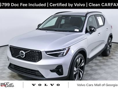 Used 2025 Volvo XC40 B5 Plus