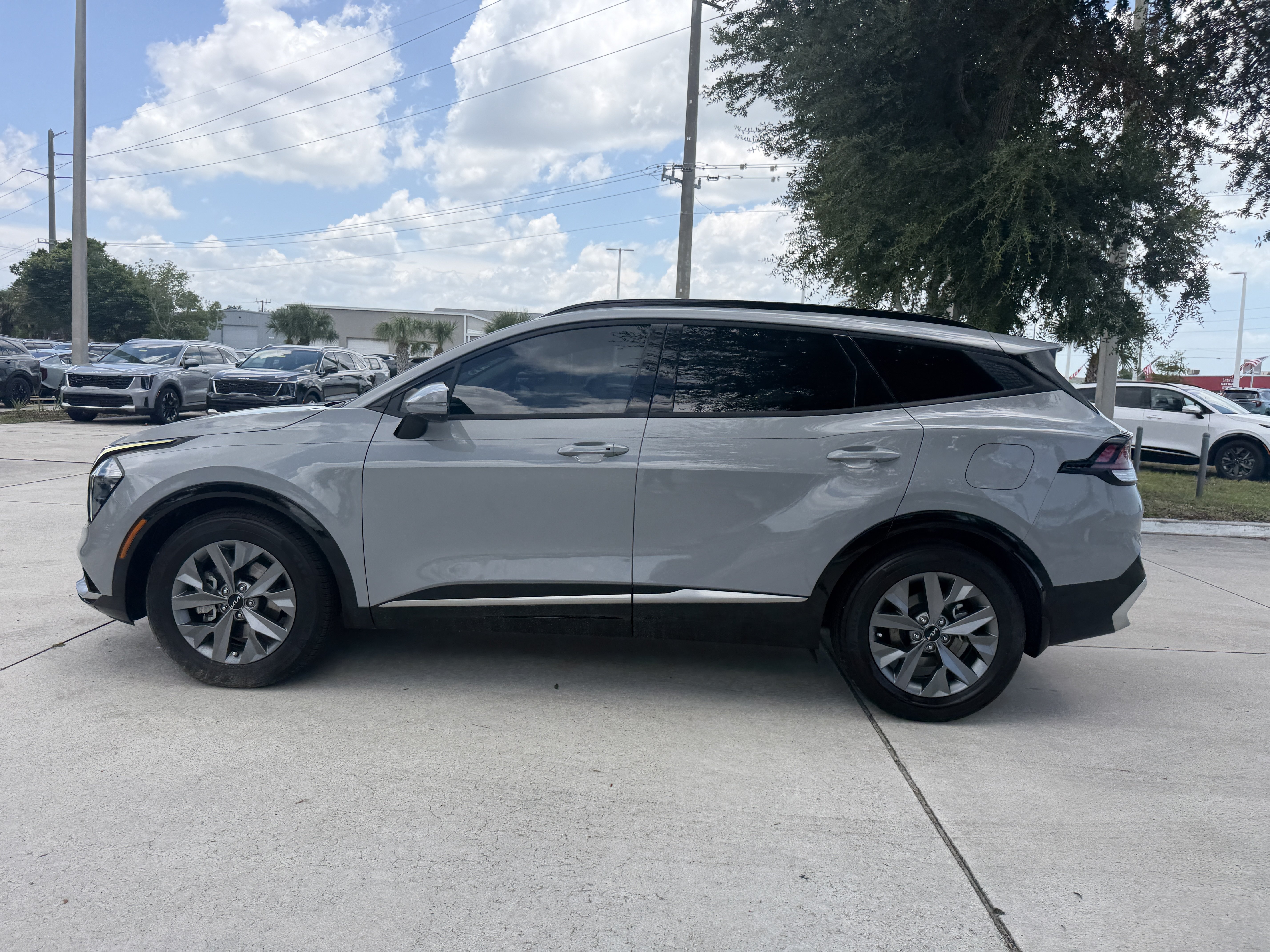 Certified 2023 Kia Sportage SX FWD image 7