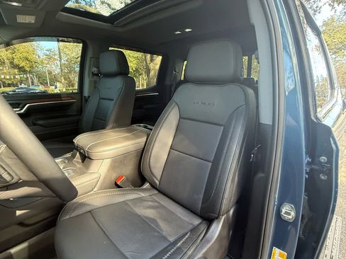 Used 2024 GMC Sierra 1500 Denali w/ Denali Reserve Package image 11