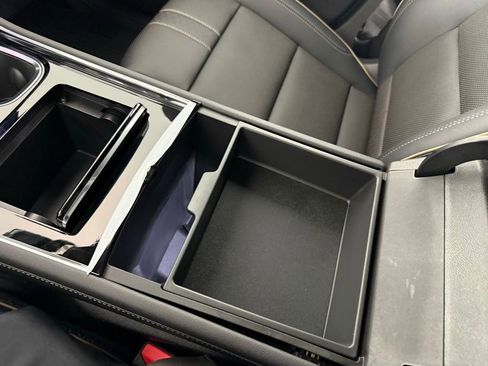 New 2026 Chevrolet Traverse High Country w/ LPO, Floor Liner Package image 31