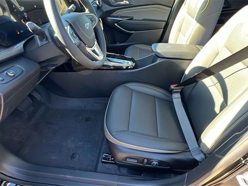 New 2026 Chevrolet Trax ACTIV w/ Sunroof Package image 13